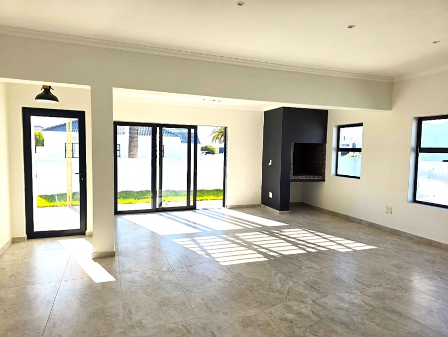3 Bedroom Property for Sale in Shelley Point Western Cape
